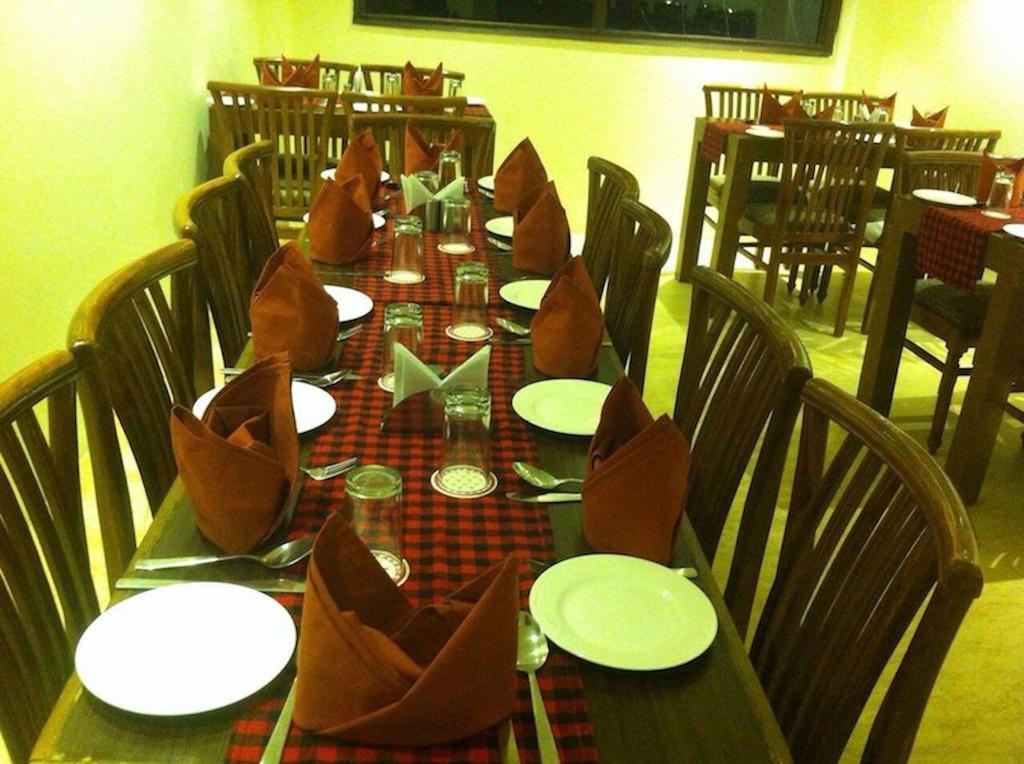 Swiss Wood Hotel Manali  Ngoại thất bức ảnh