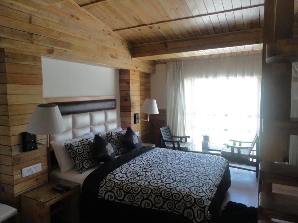 Swiss Wood Hotel Manali  Ngoại thất bức ảnh